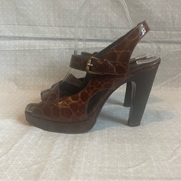 Donald J. Pliner Isoka Brown Ostrich Strappy Heels 8 - Picture 4 of 9